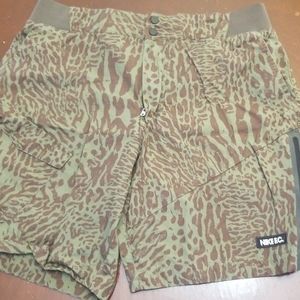Nike F.C. cargo shorts XL